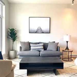  Apartment Lovely Brand New Canada