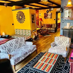  Apartment Du Monde Canada