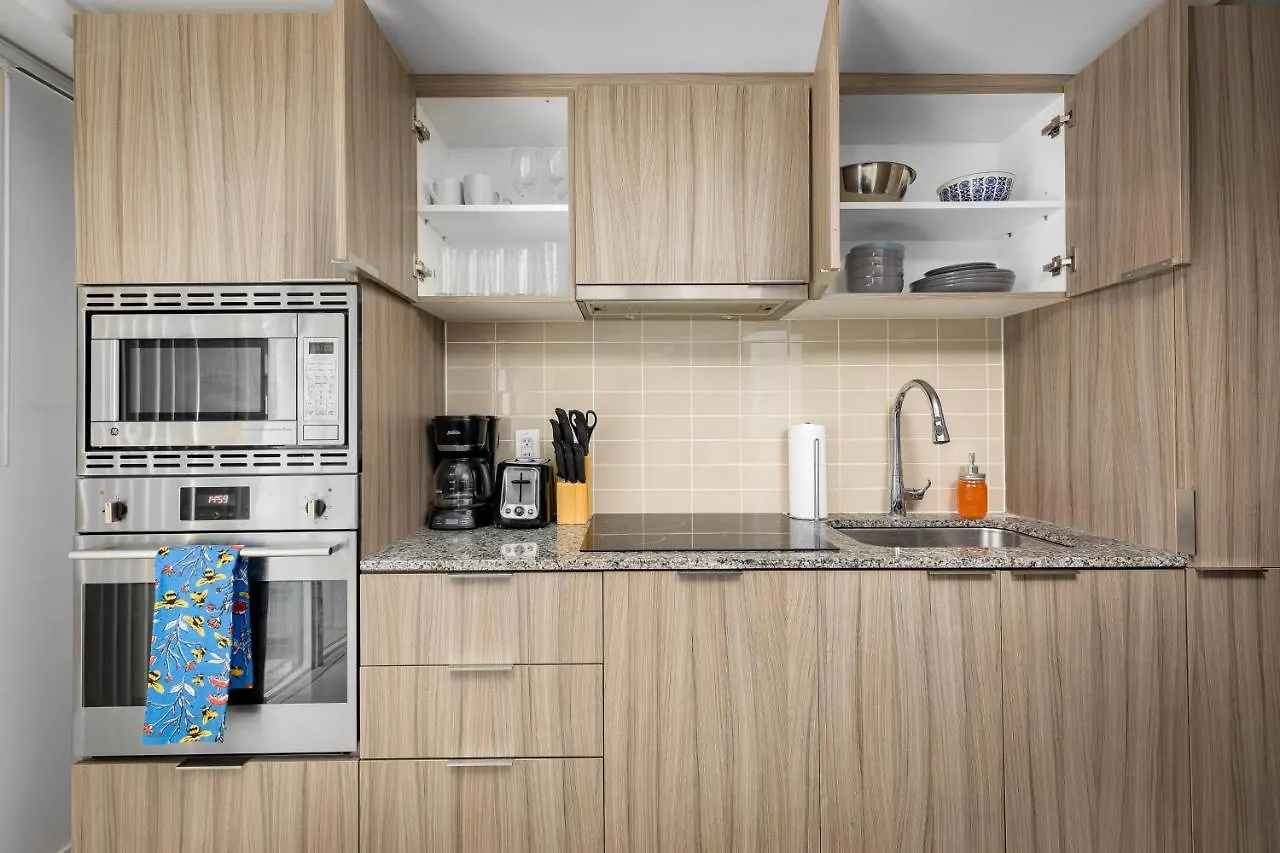Micro Studio In Heart Of Downtown! Apartment Toronto Canada