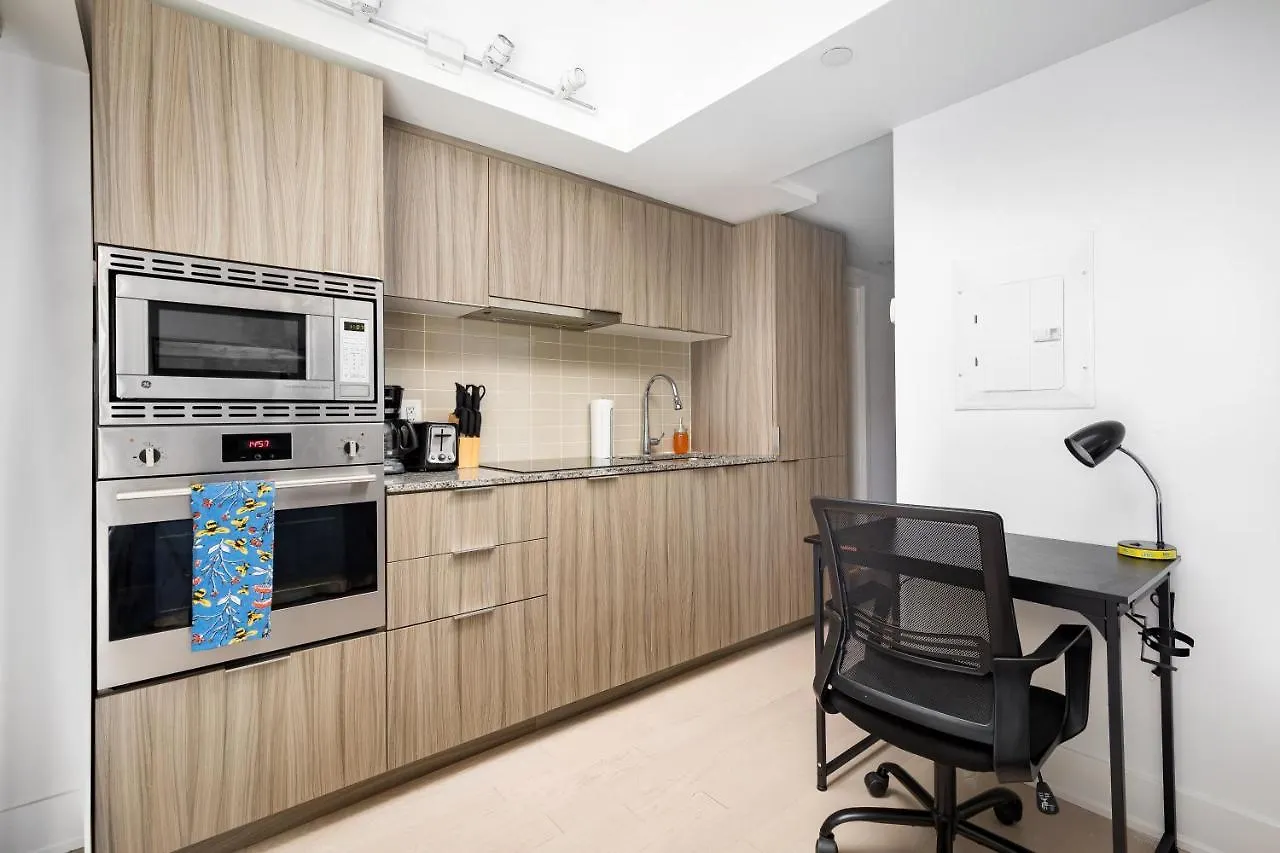 Micro Studio In Heart Of Downtown! Apartment Toronto Canada